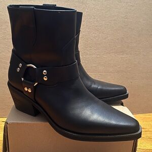 INTENTIONALLY BLANK JOEY ANKLE MOTO BOOT